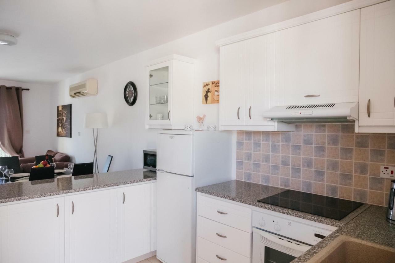 Appartement Kings Sunset 2 Bedroom Sea View Flat In