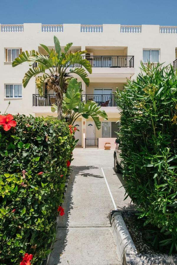 Kings Sunset 2 Bedroom Sea View Flat In * Paphos