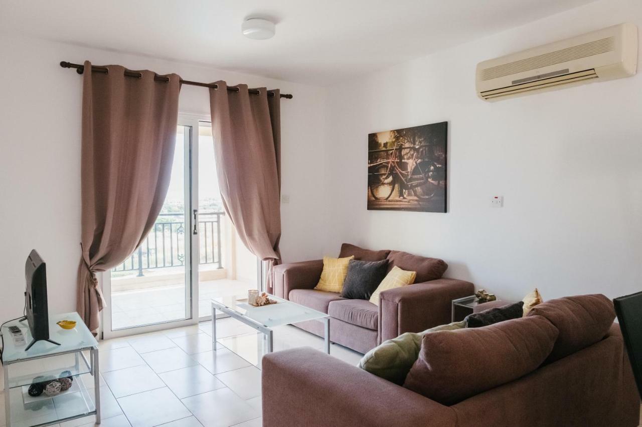 Kings Sunset 2 Bedroom Sea View Flat In Appartement Paphos